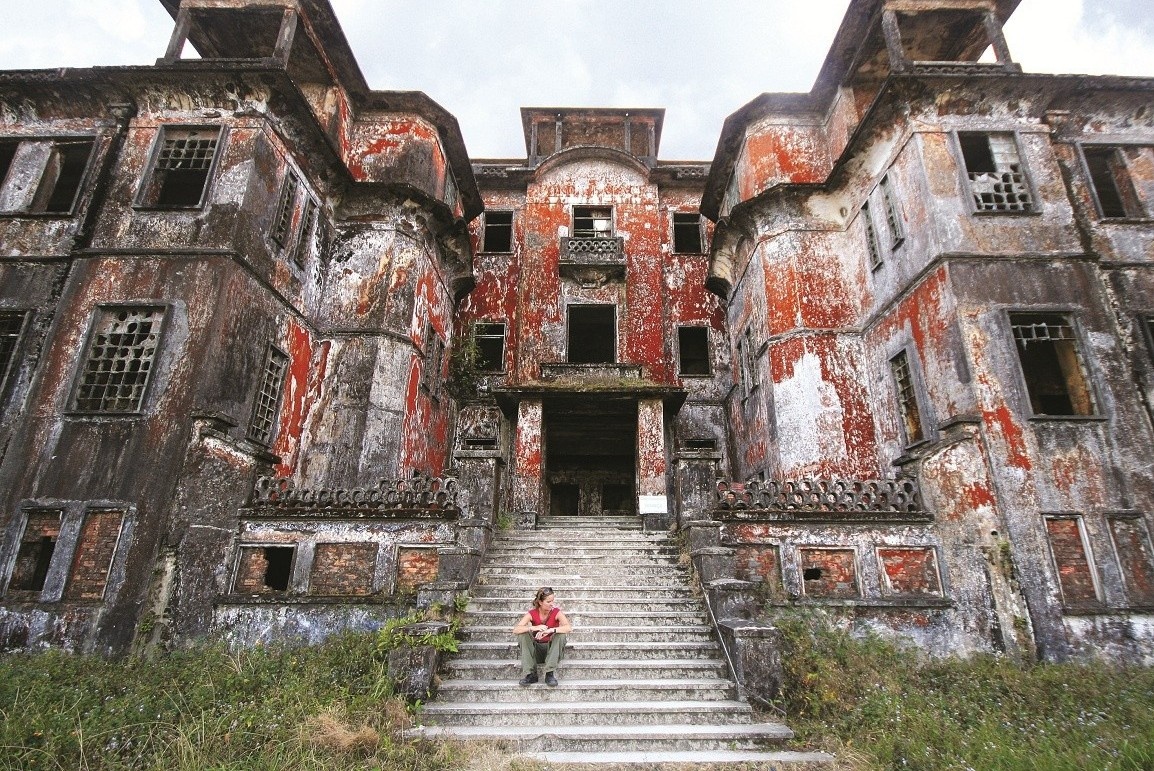 Ngon doi nghi duong bi quen lang cua nguoi giau hinh anh