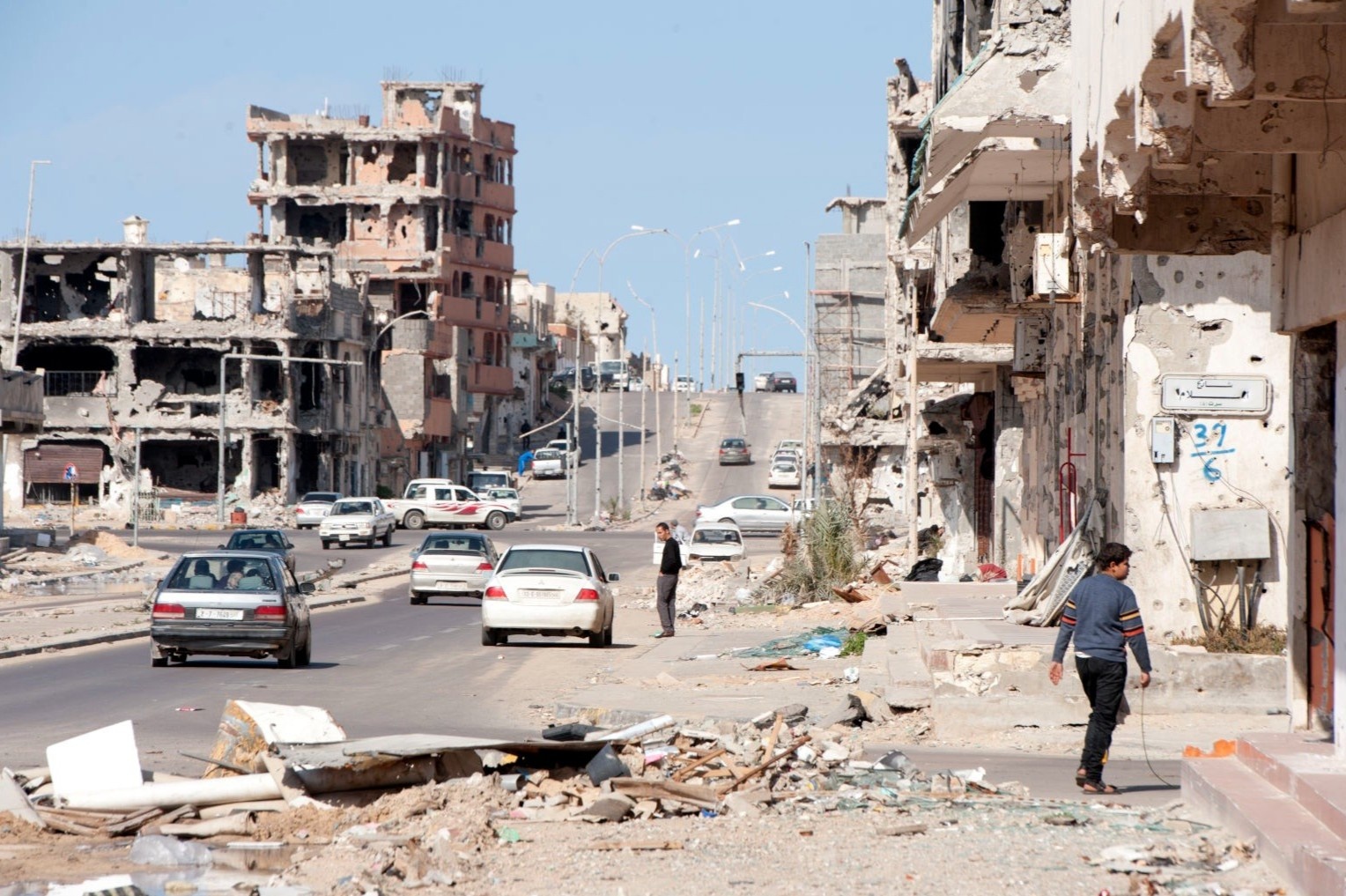 Vlogger ke chuyen xin visa kho nhat the gioi hinh anh