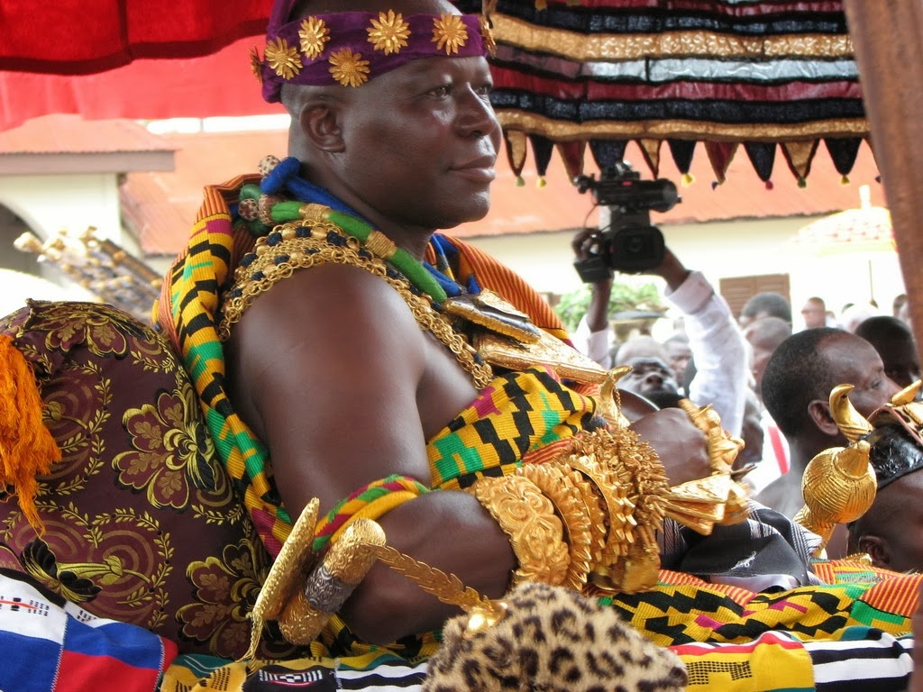 Bo toc song tren manh dat vang cua chau Phi hinh anh