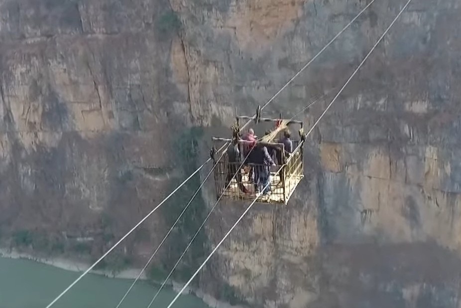 Nhung nguoi di cap treo qua song suot 20 nam hinh anh