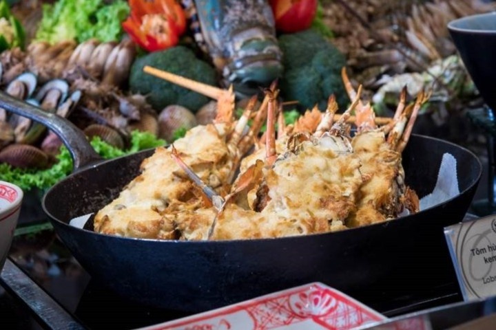 Chon nha hang buffet o Ha Noi cho dip Giang sinh hinh anh