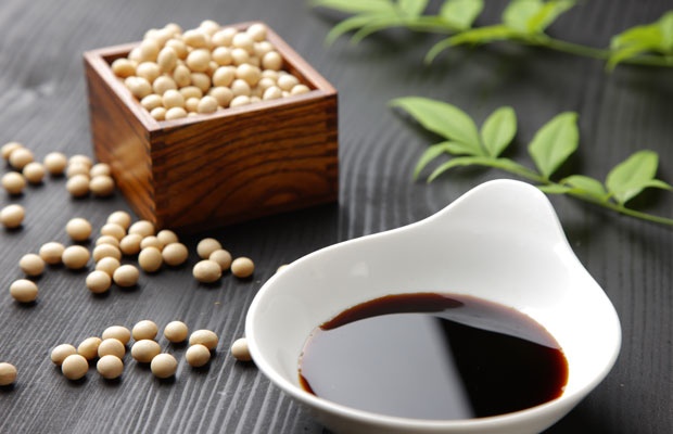 Co so san xuat xi dau hoat dong ca the ky hinh anh