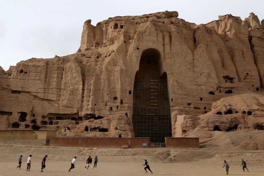 Noi 2 tuong Dai Phat nghin tuoi bi pha huy hinh anh