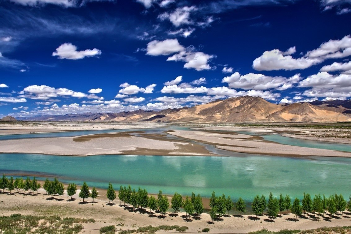 Nhung dong nuoc thieng cua nguoi Tay Tang hinh anh