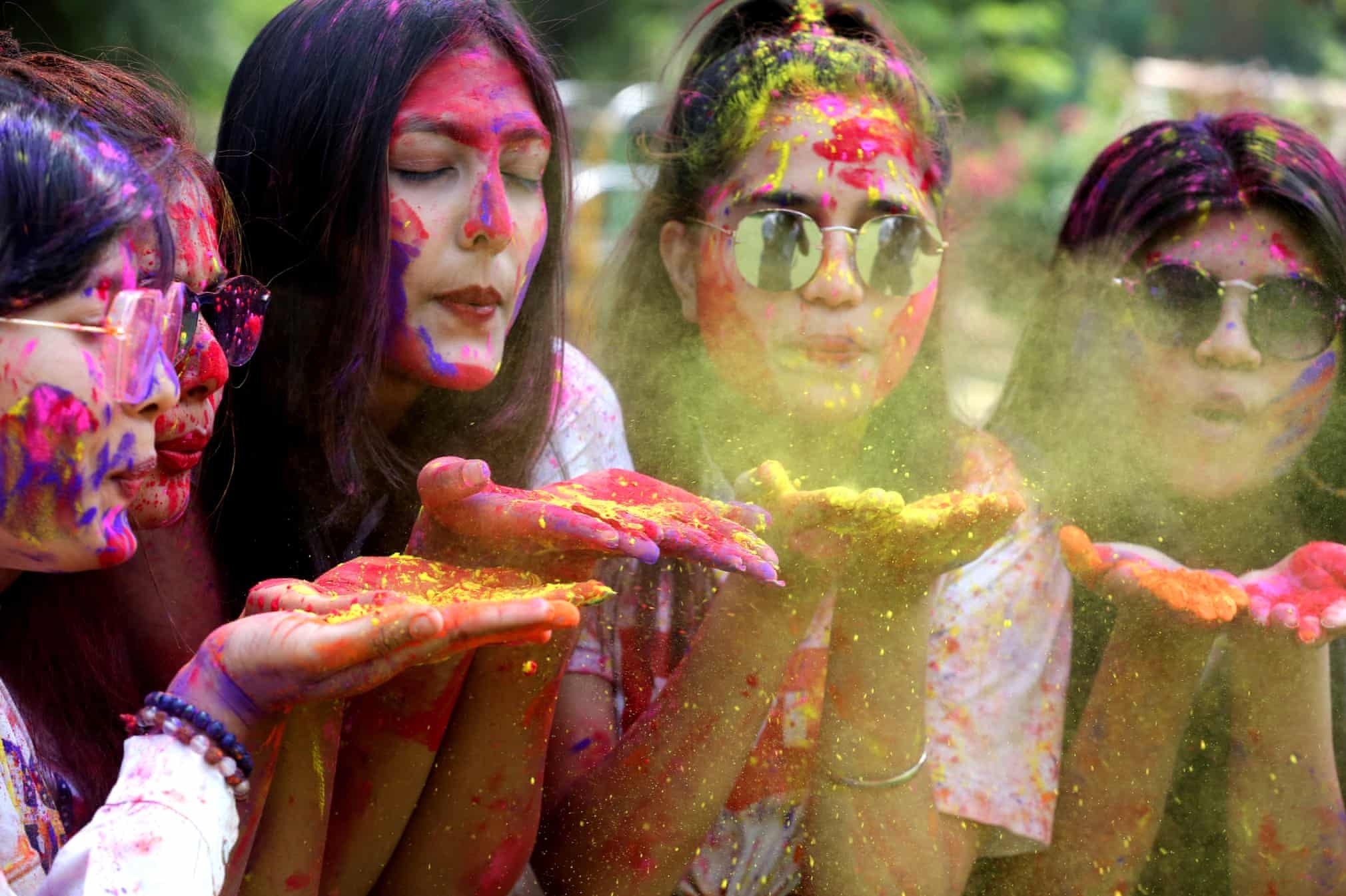 le hoi holi anh 1