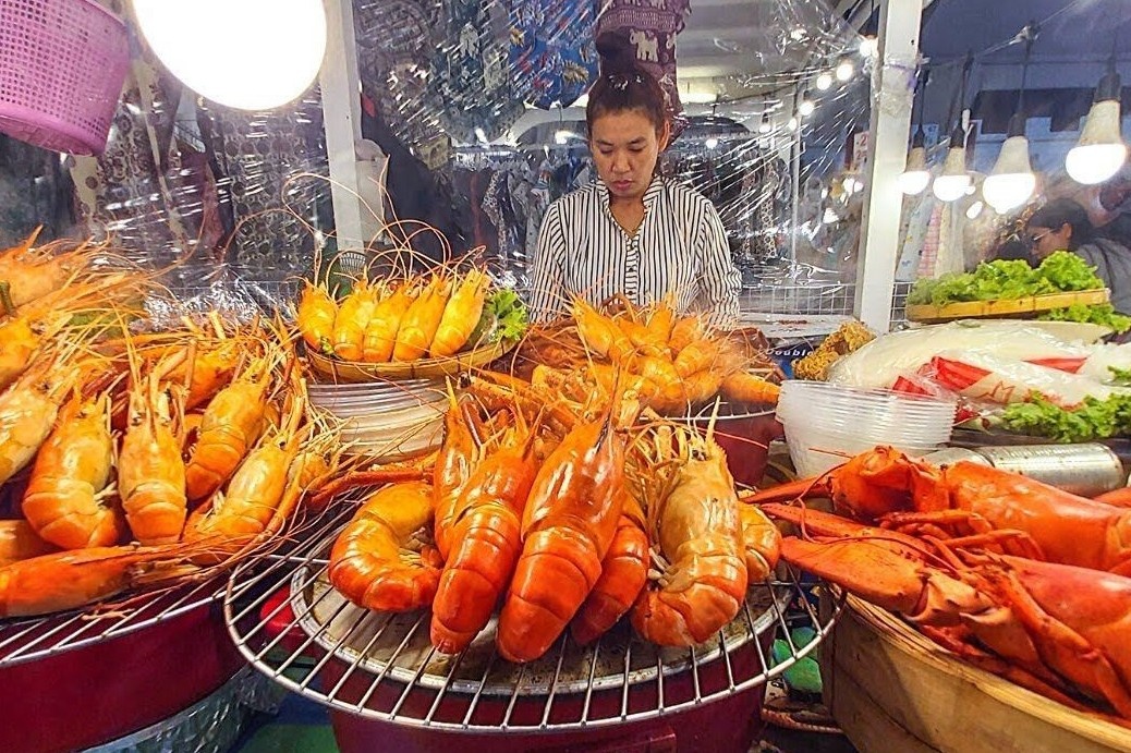 Noi nguoi dan an 9 lan/ngay hinh anh