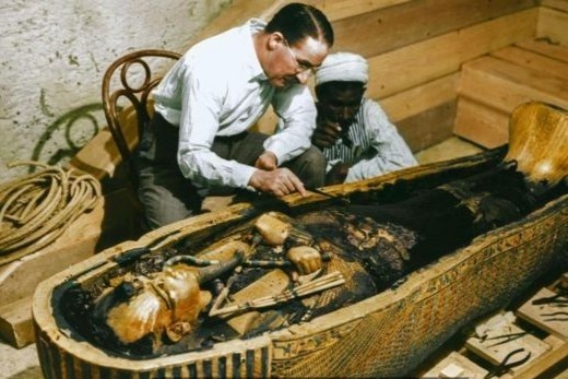 Loi nguyen chet nguoi cua kim tu thap hinh anh