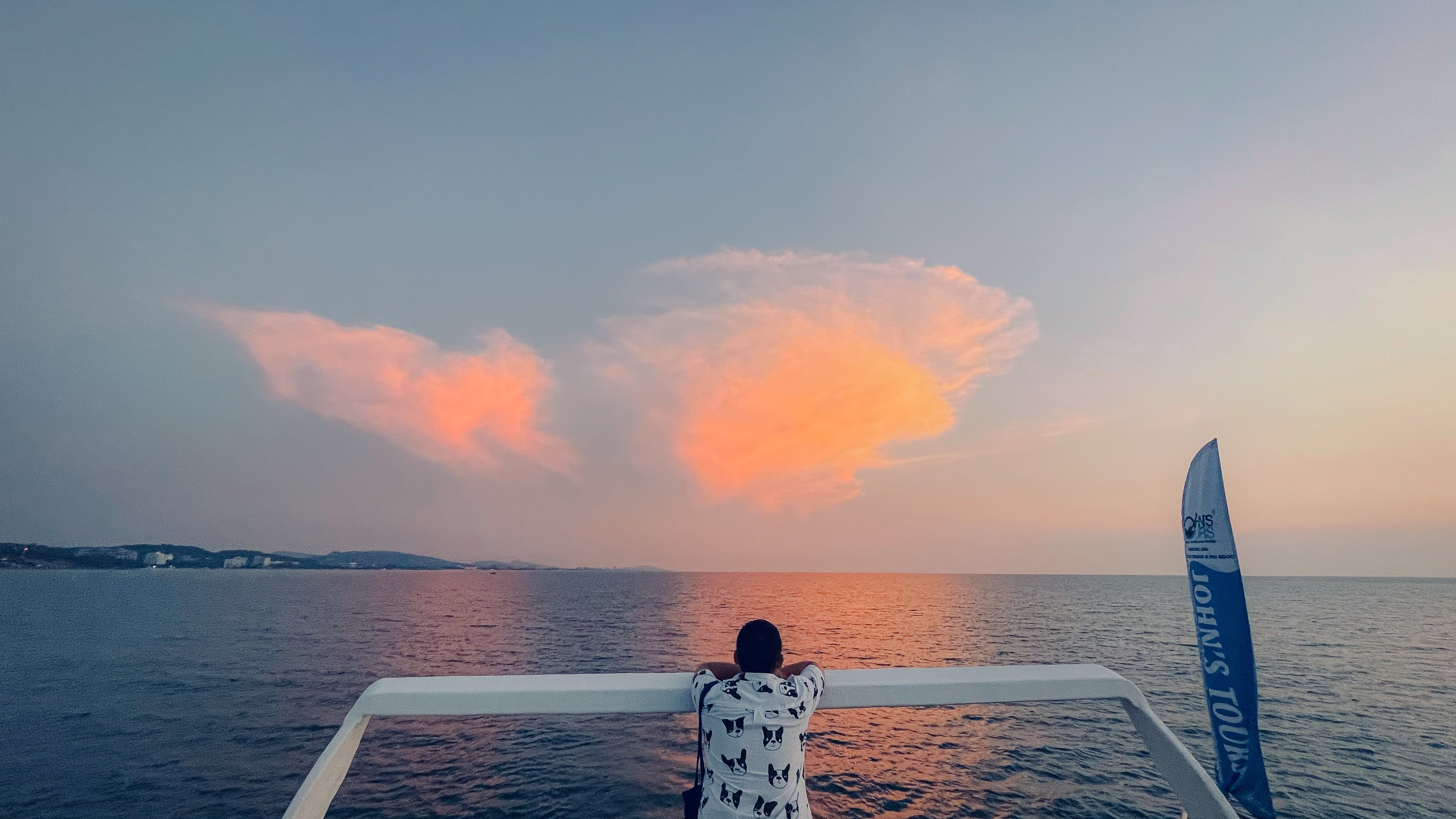 Phu Quoc moi mat tim huong dan vien hinh anh