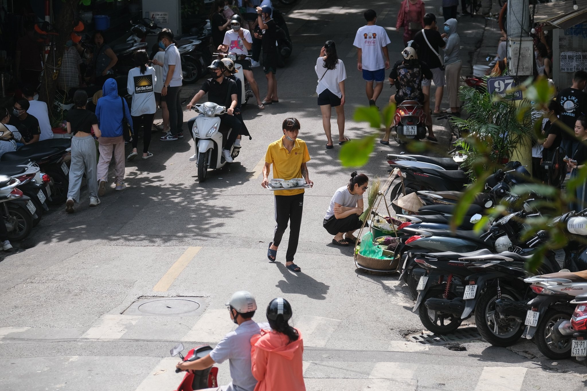 hang quan ha noi anh 3