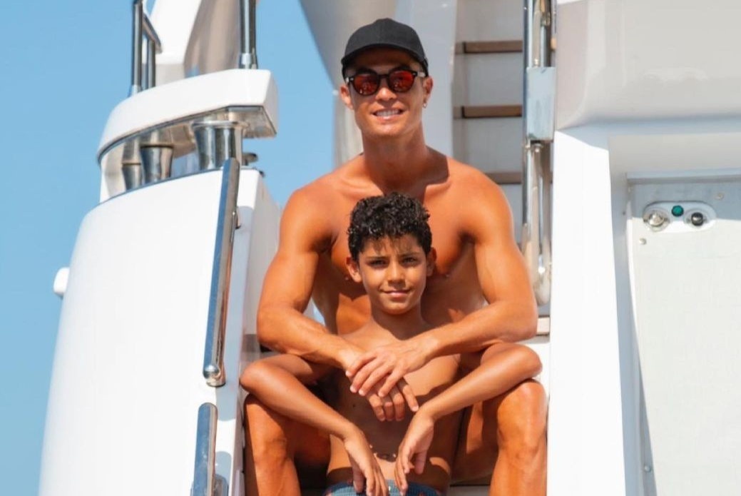 Ronaldo va dan sao bi loai khoi Euro 2020 nghi he o dau? hinh anh