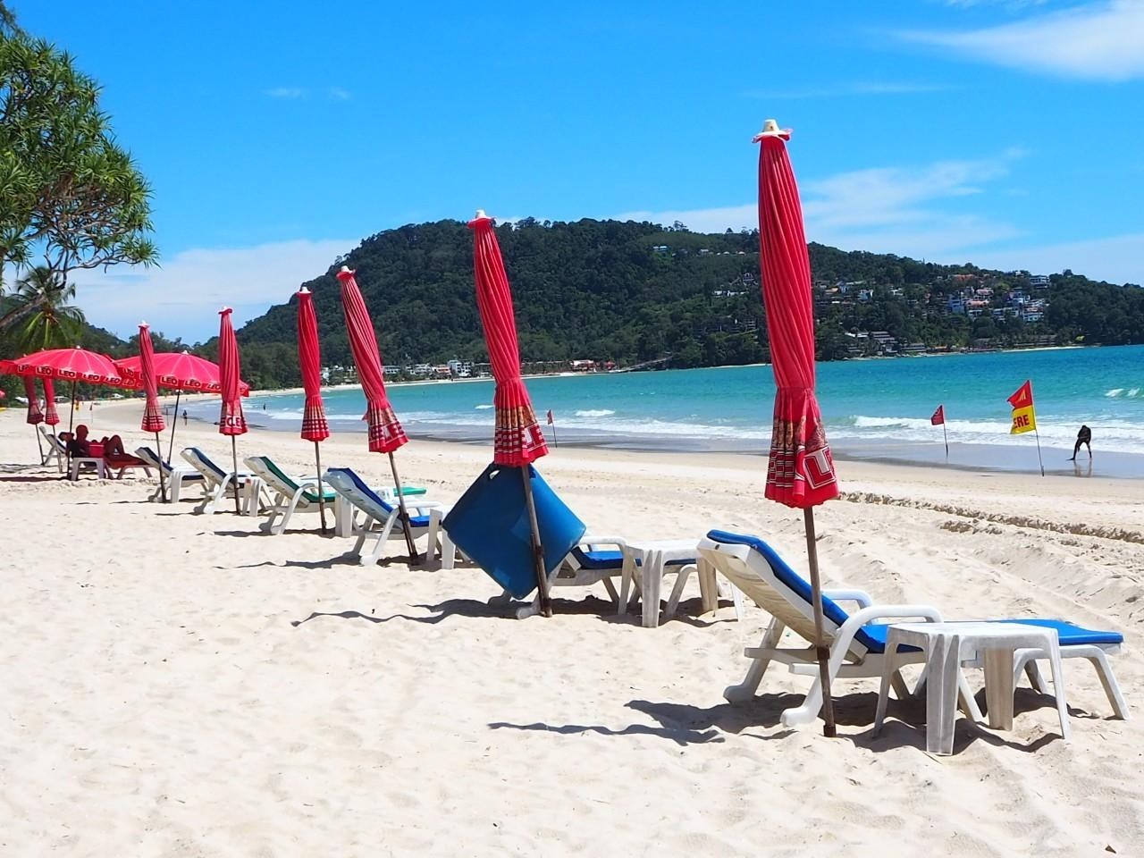 Thai Lan that bai o Phuket, Singapore chua lieu don khach quoc te hinh anh