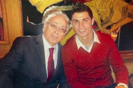 Nha hang yeu thich cua Ronaldo va cac huyen thoai MU hinh anh