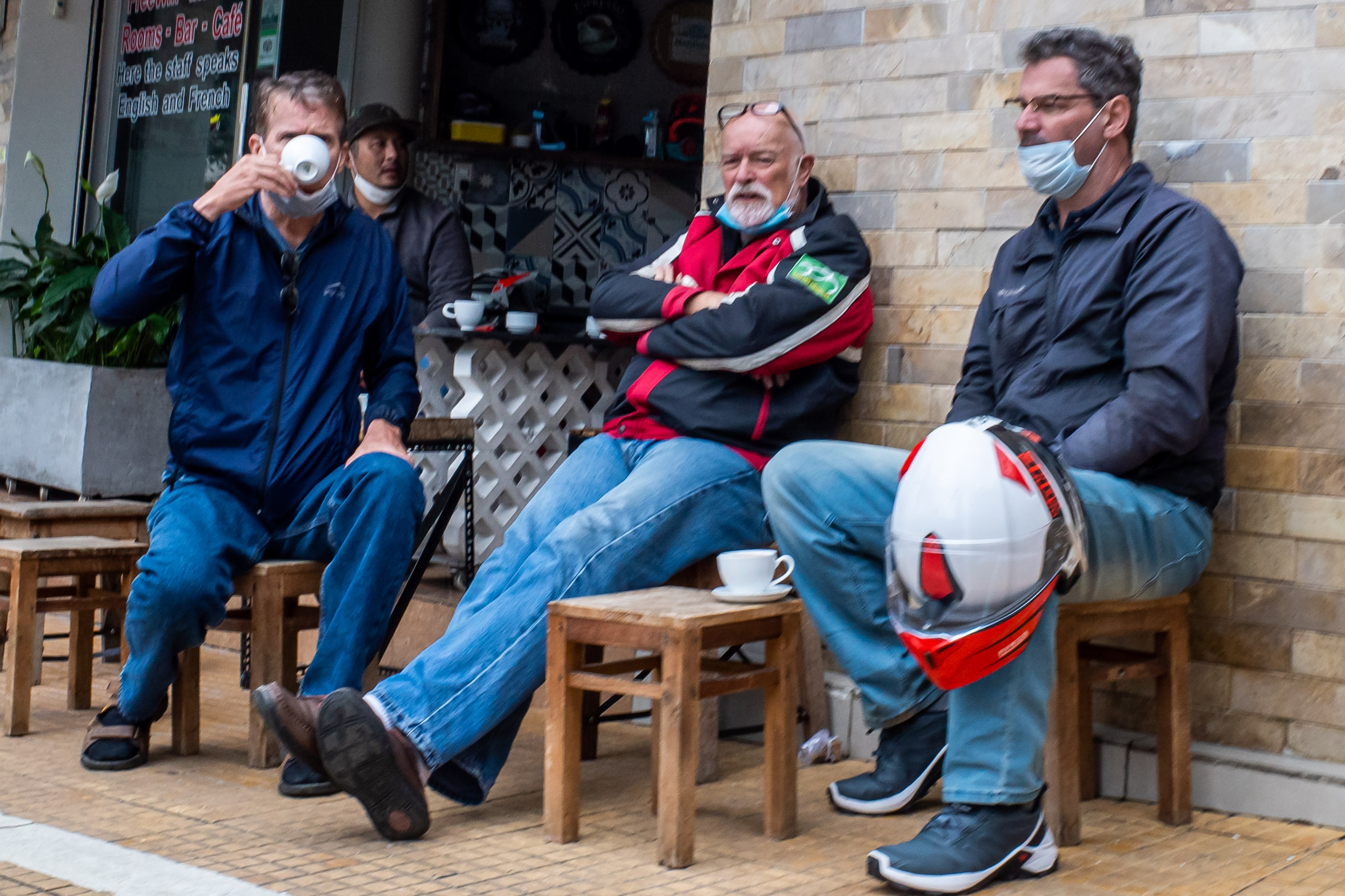 Da Lat yen binh trong ngay thu 2 noi long gian cach hinh anh