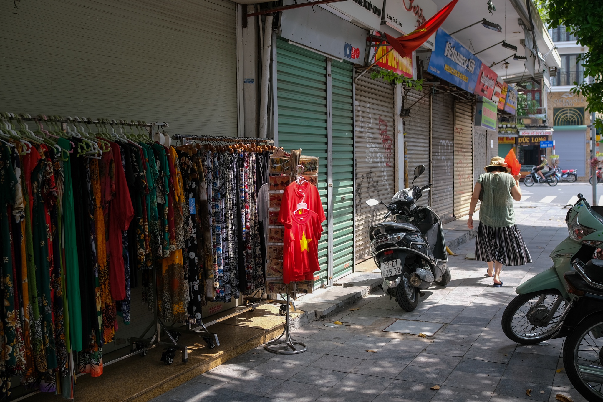 hang luu niem pho co anh 9