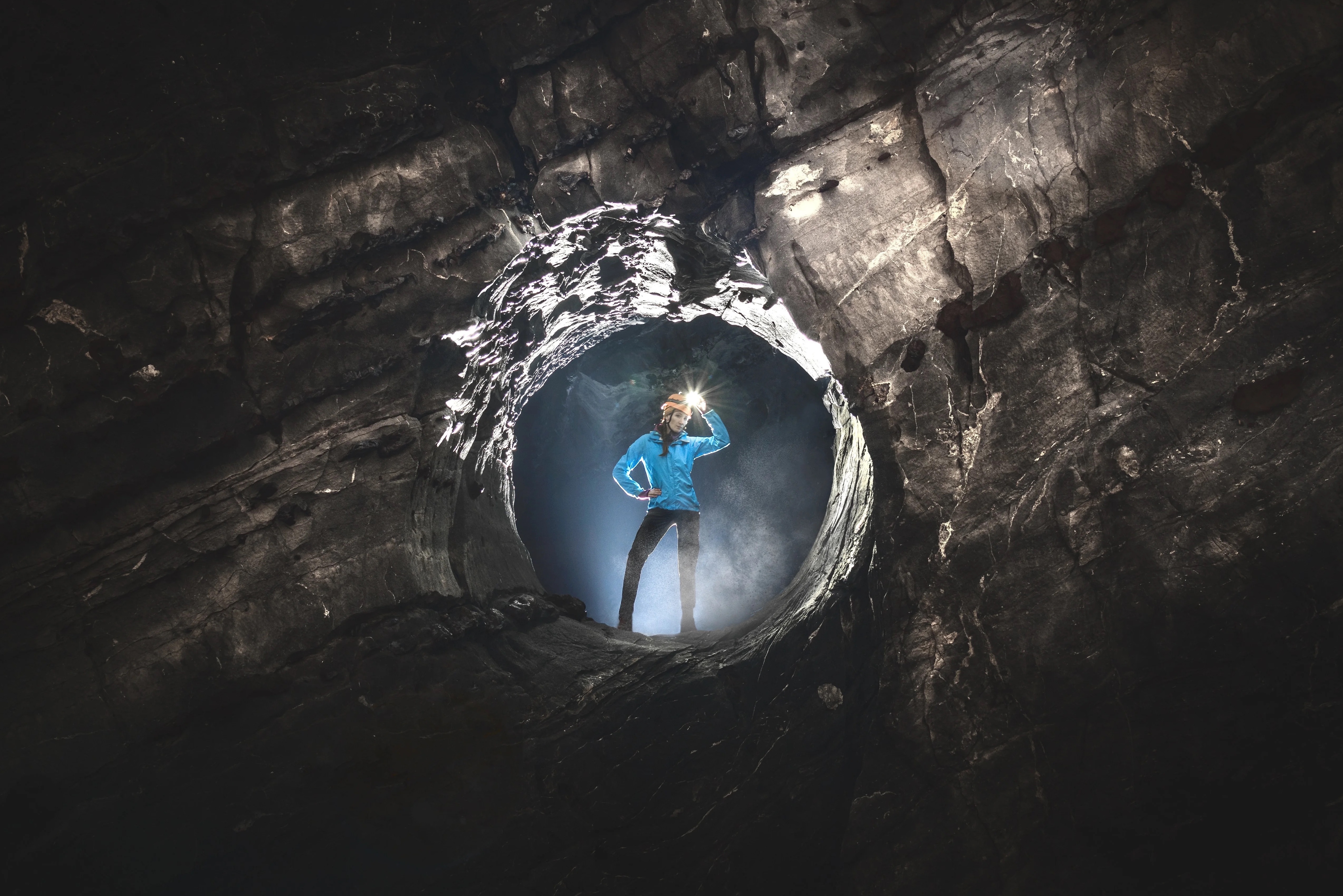 Khong phan biet du khach quoc te hay Viet Nam hinh anh