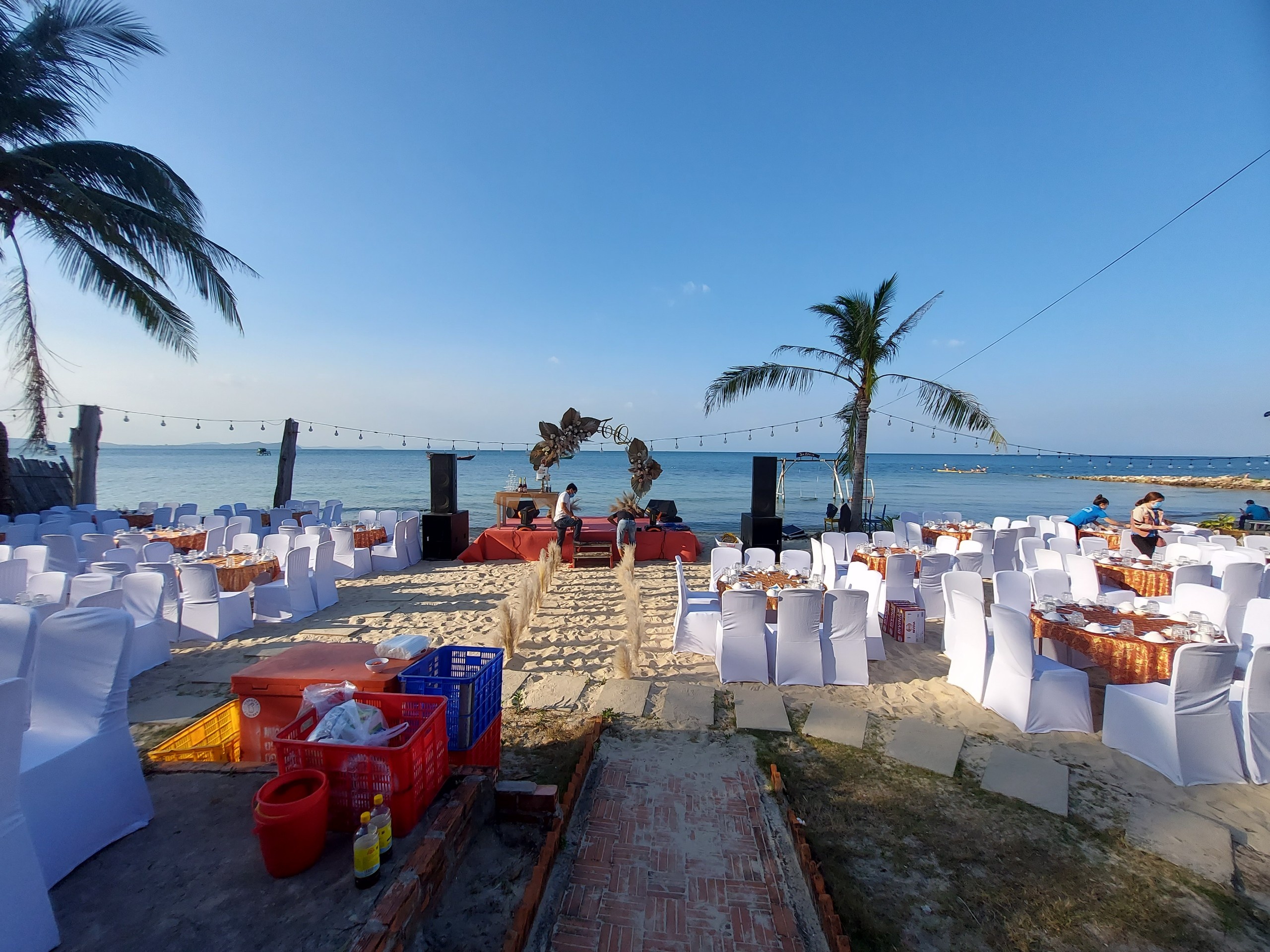 nha hang phu quoc anh 2