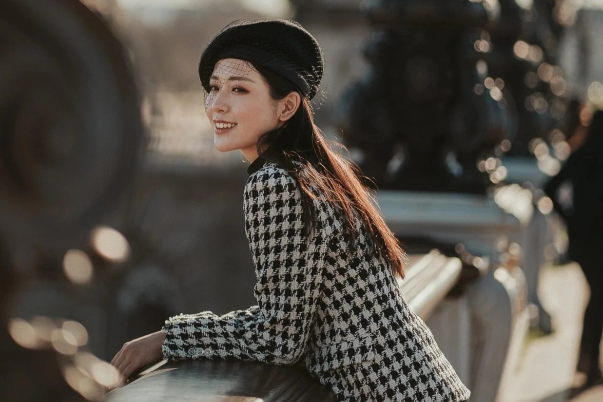 Ly do khach Viet di tour chau Au hau dich phai qua Phap hinh anh