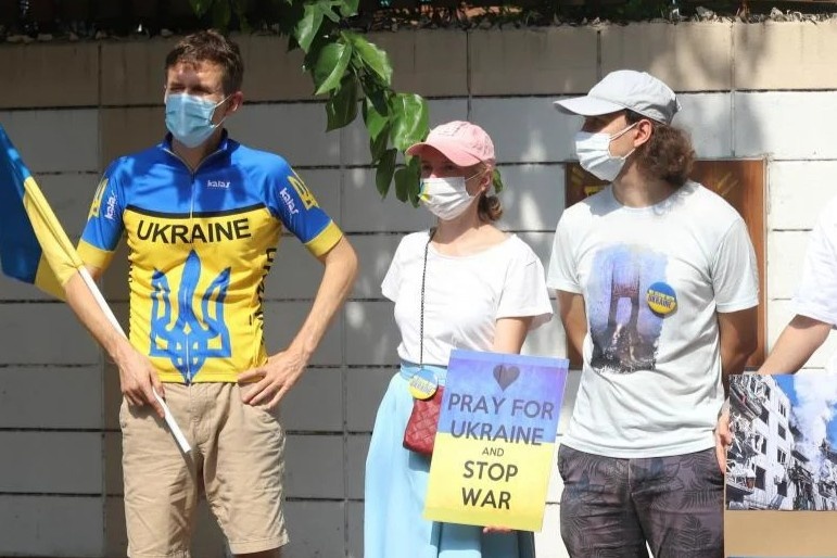 Thai Lan ho tro hon 7.000 khach Nga va Ukraine hinh anh