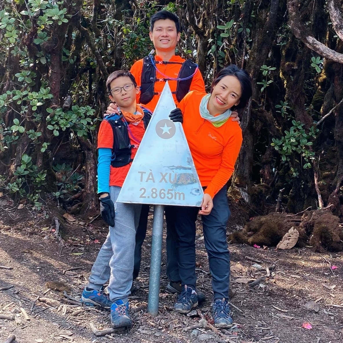 chi phi leo nui anh 6