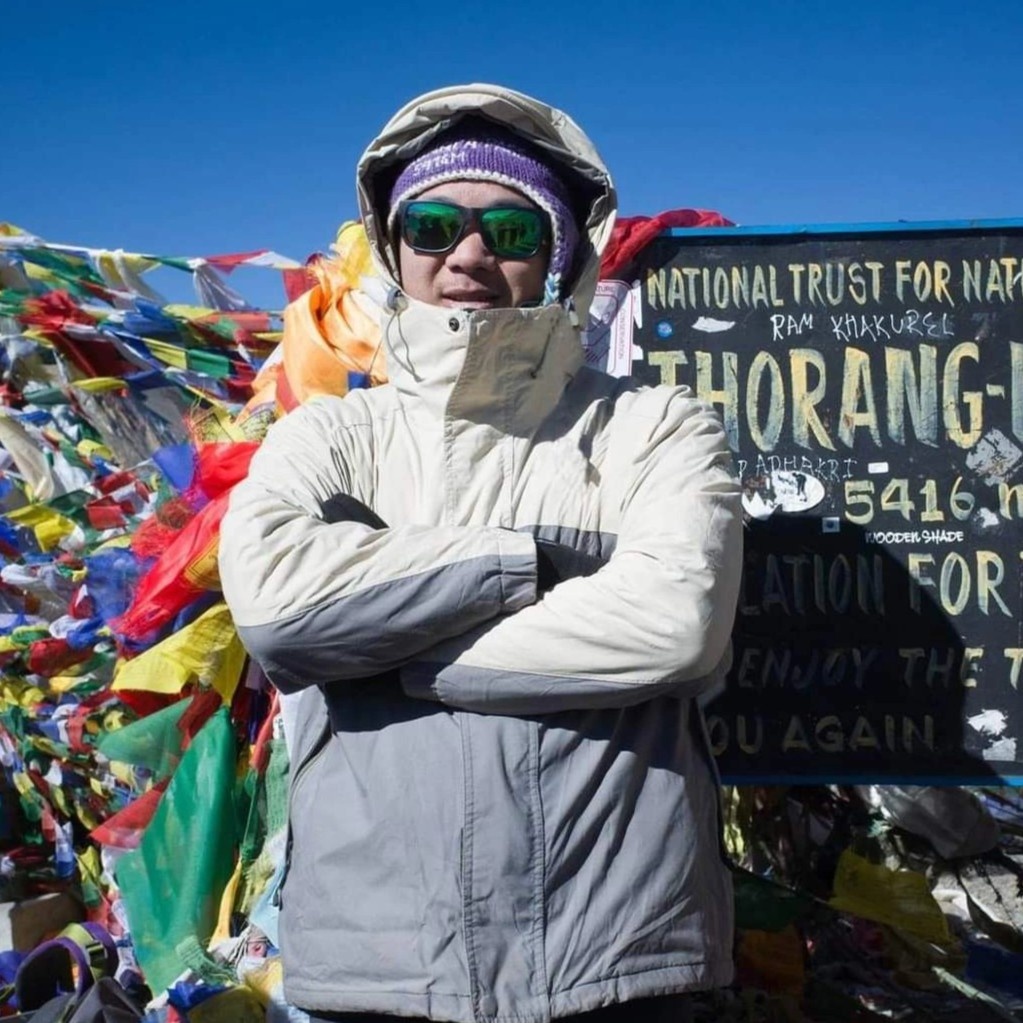 chi phi leo nui anh 8