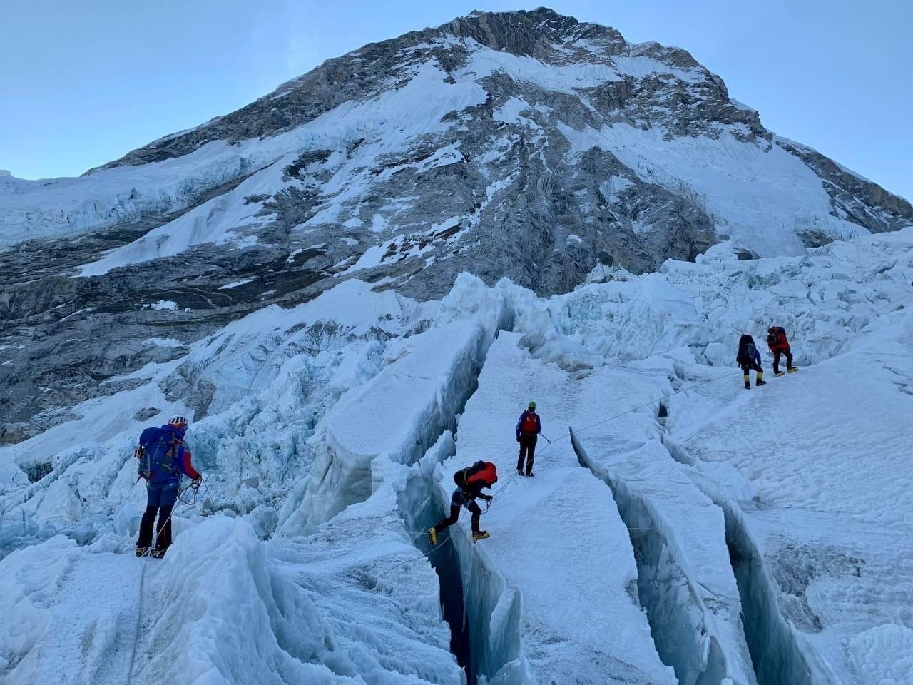 nguoi viet leo everest anh 2