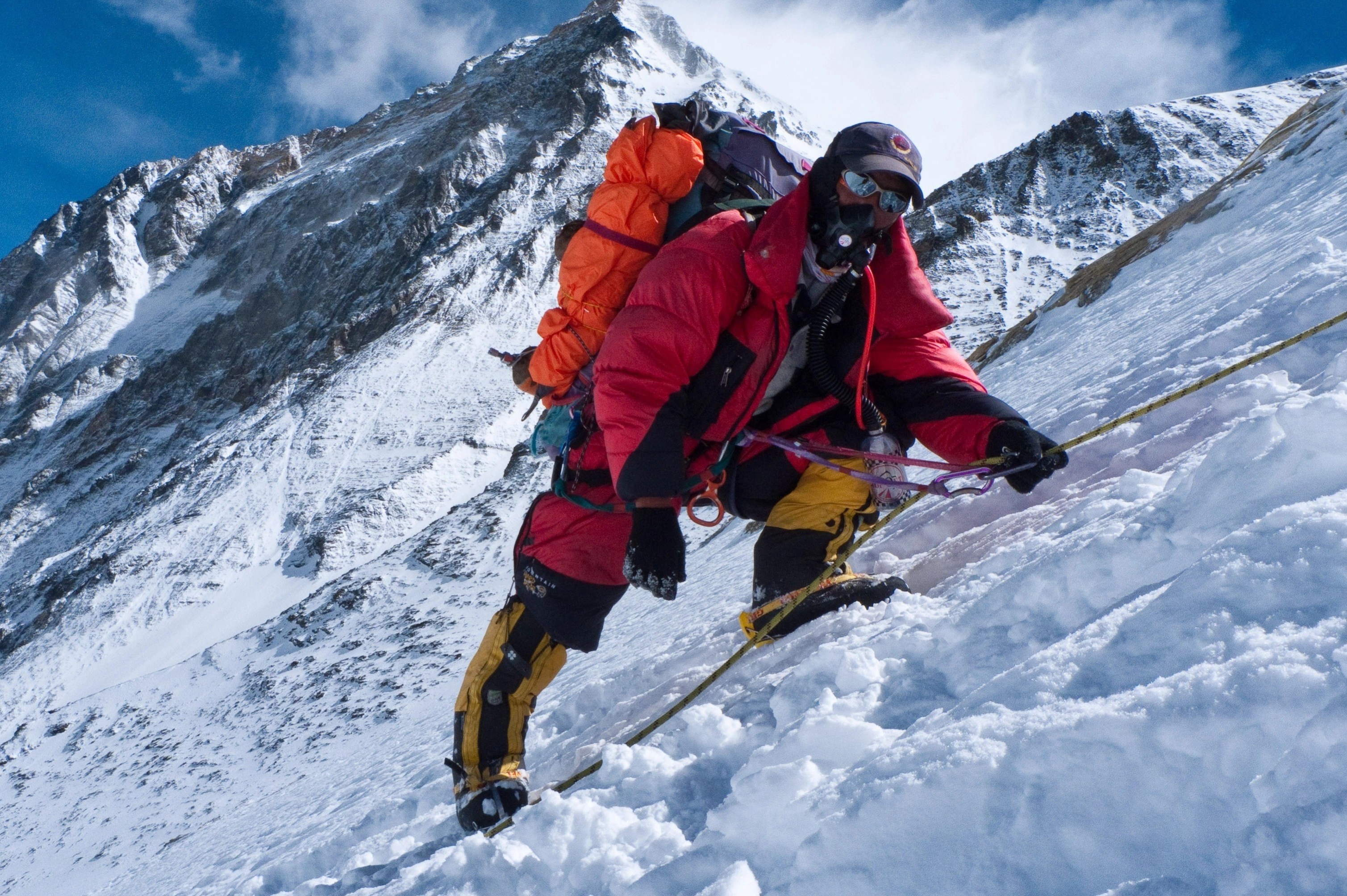 Nguoi Viet Nam du suc leo Everest, van de chi la tien hinh anh