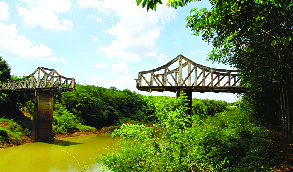 Cau Song Be o Binh Duong anh 1