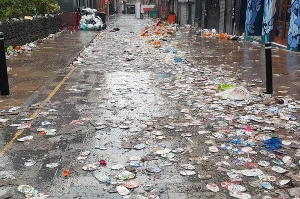 Nguoi Phap to CDV Anh xa rac sau tran chung ket Champions League hinh anh