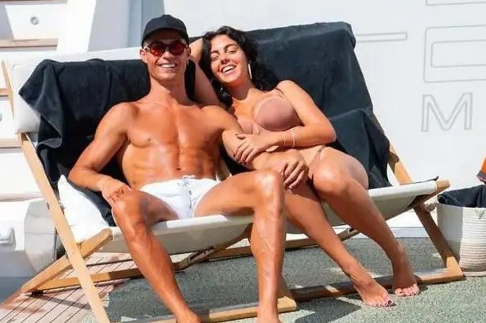 He ve, dan sao the gioi lai toi Majorca hinh anh