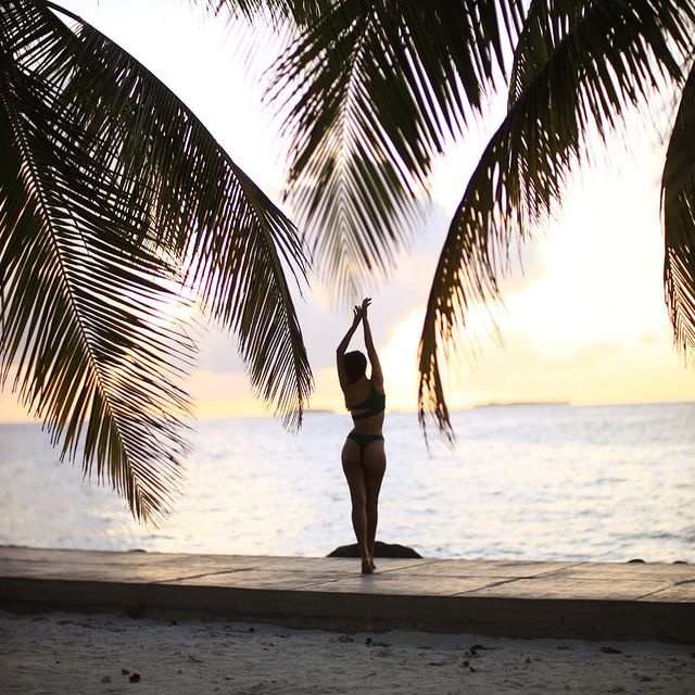 tiep vien hang khong anh 4