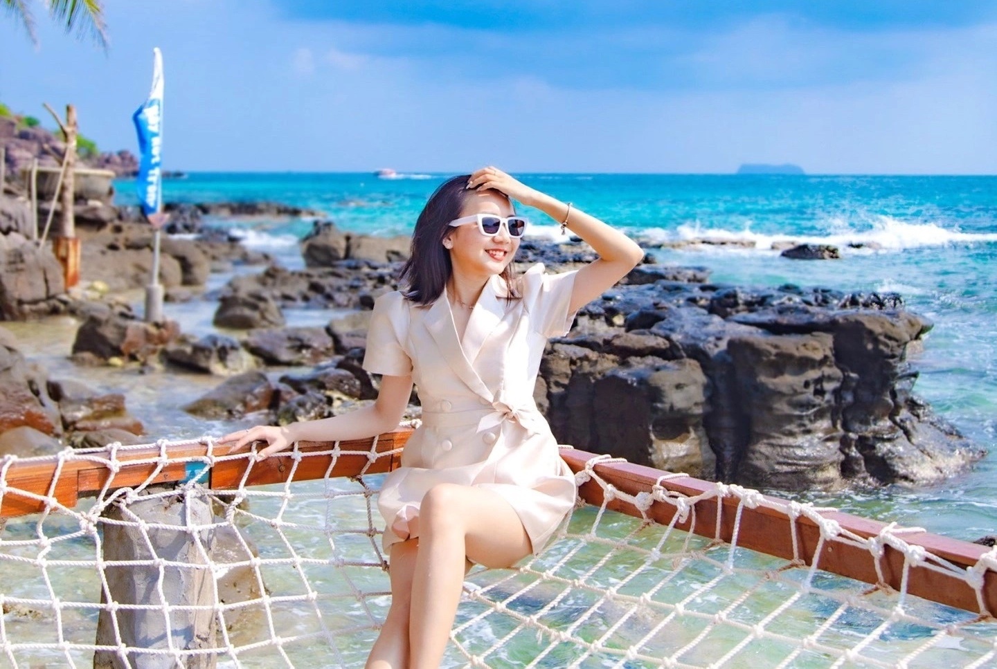 Du lich bung no dip he hinh anh