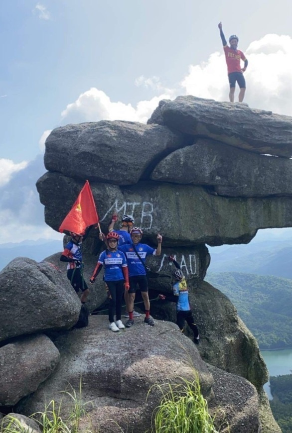 da chong quang ninh bi ve bay anh 1