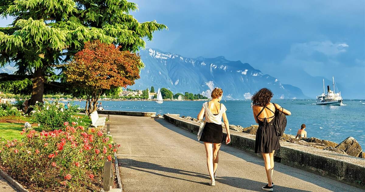 du lich thuy si anh 6