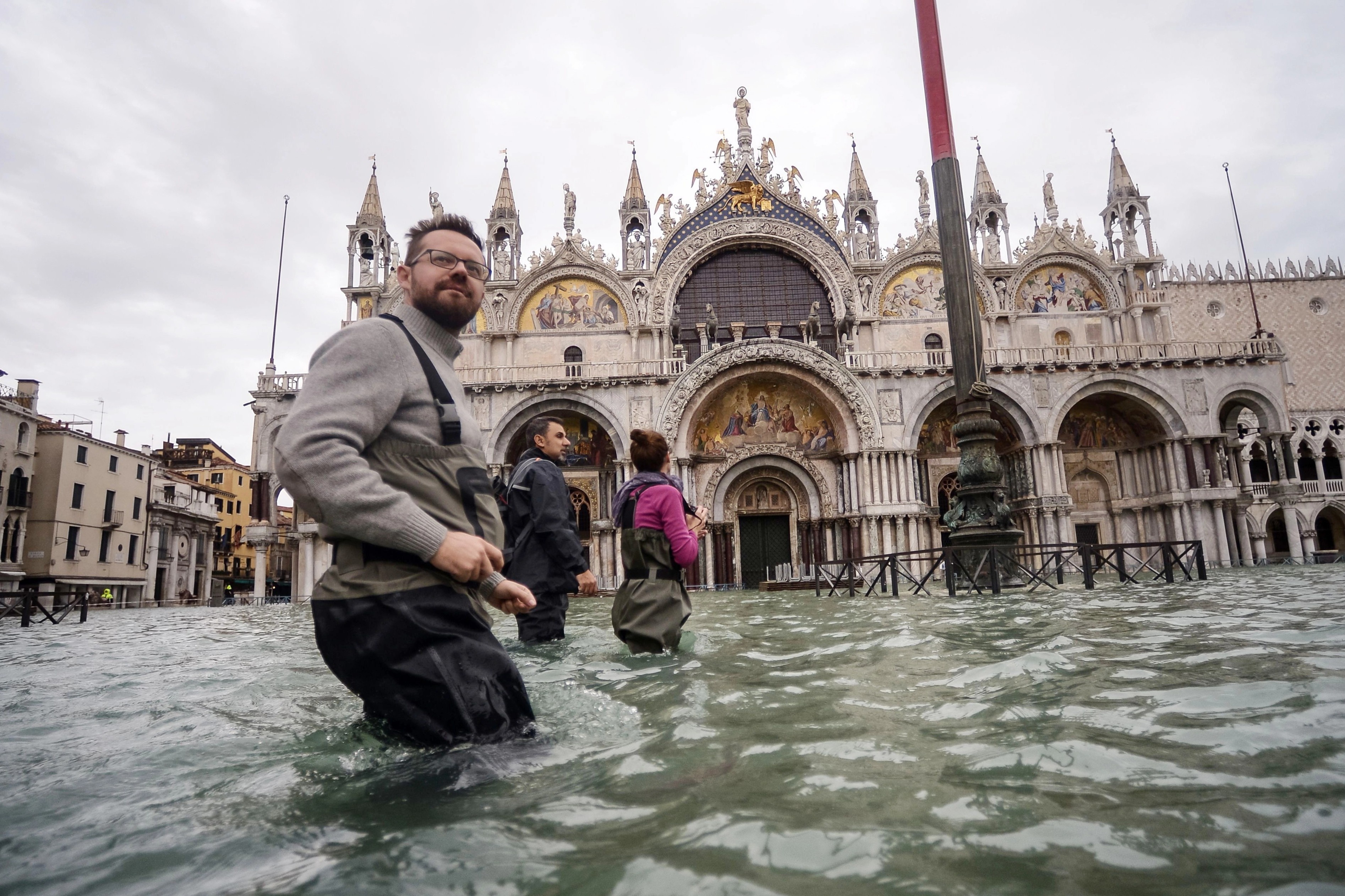 Ke hoach de Venice khong chim hinh anh