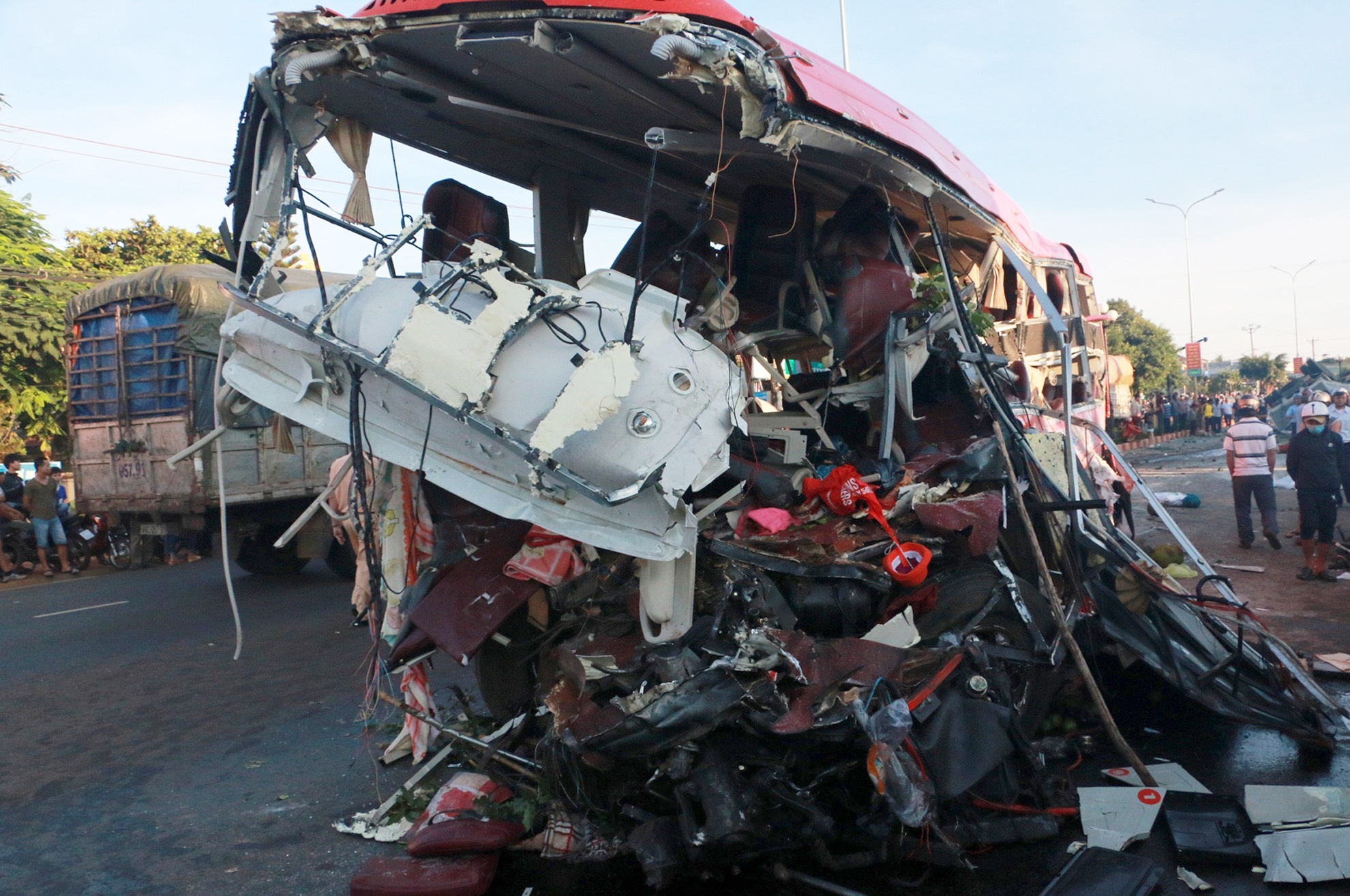 Xac dinh danh tinh nguoi thu 13 tu vong trong vu tai nan o Gia Lai hinh anh