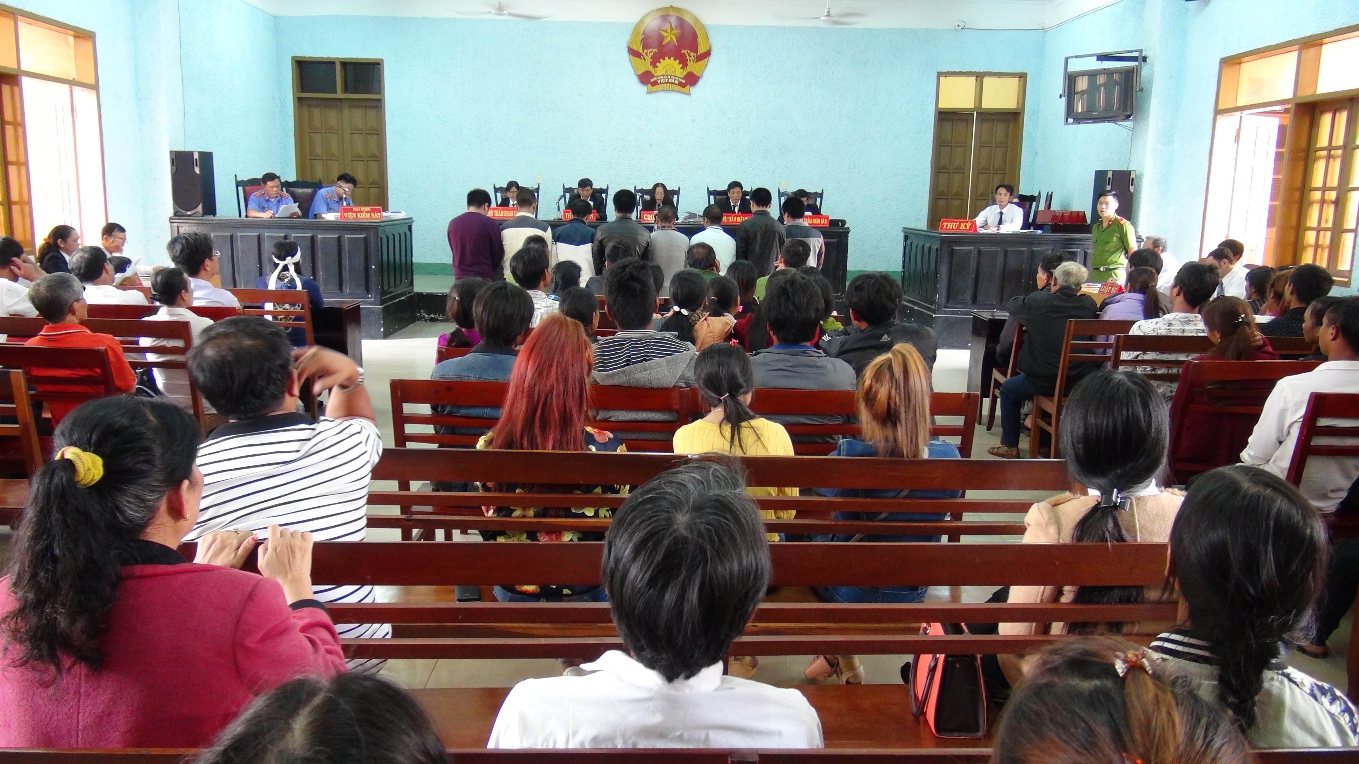 chem tram truong tram bao ve rung anh 1