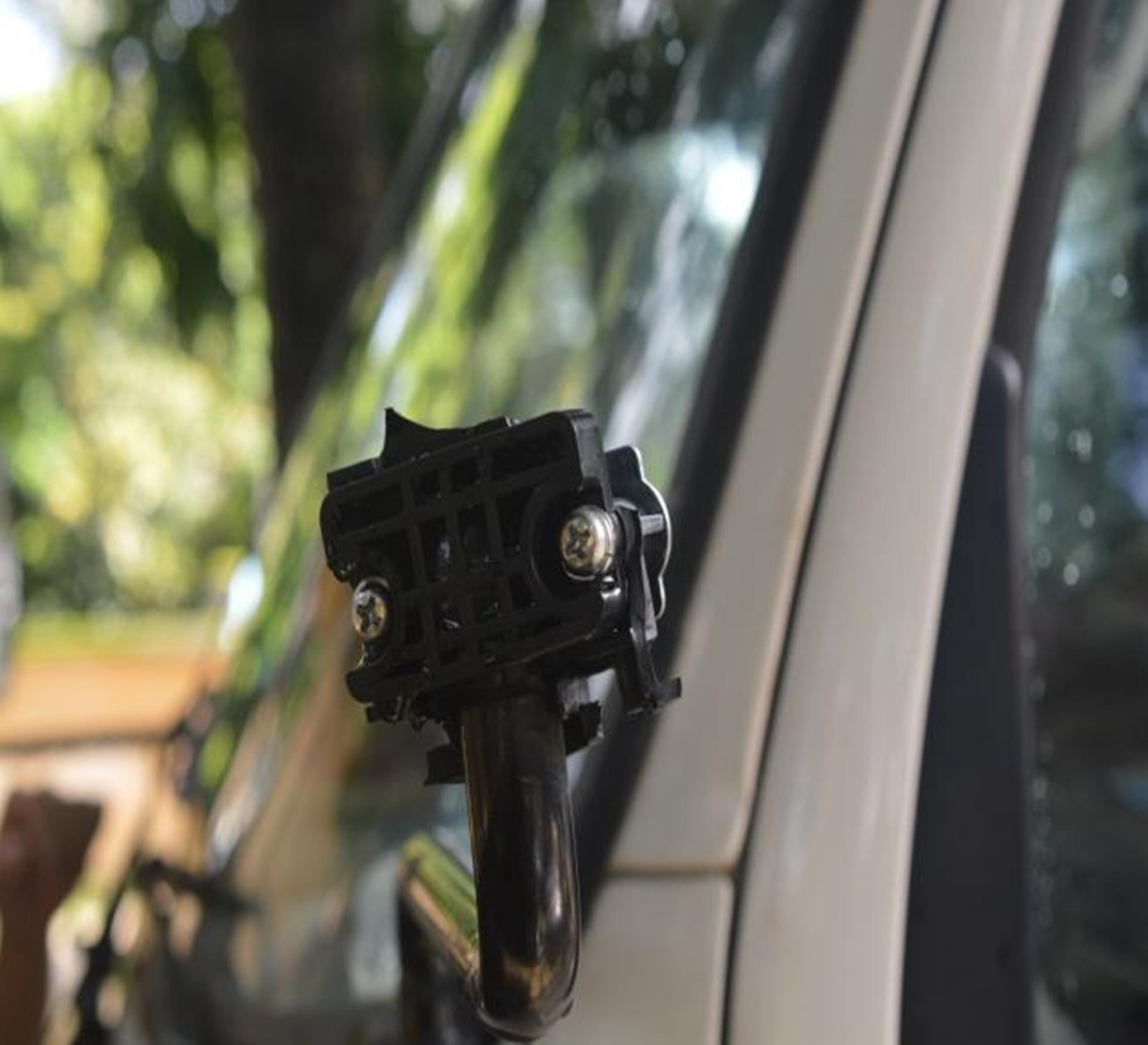 Khoi to vu an nem kinh xe CSGT anh 2