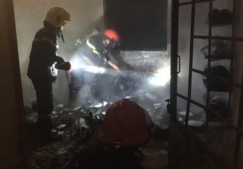 Chay phong lam viec cua Bi thu Dang uy xa hinh anh