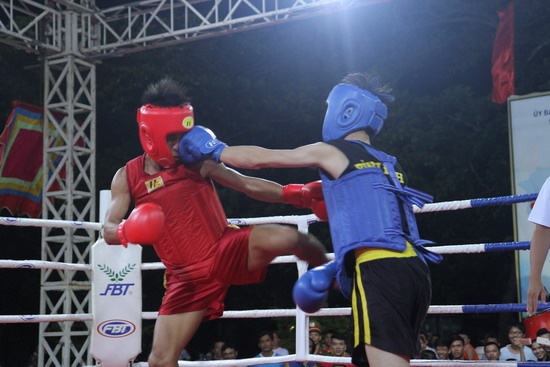 Nam sinh tu vong sau khi thi dau chung ket vo co truyen hinh anh