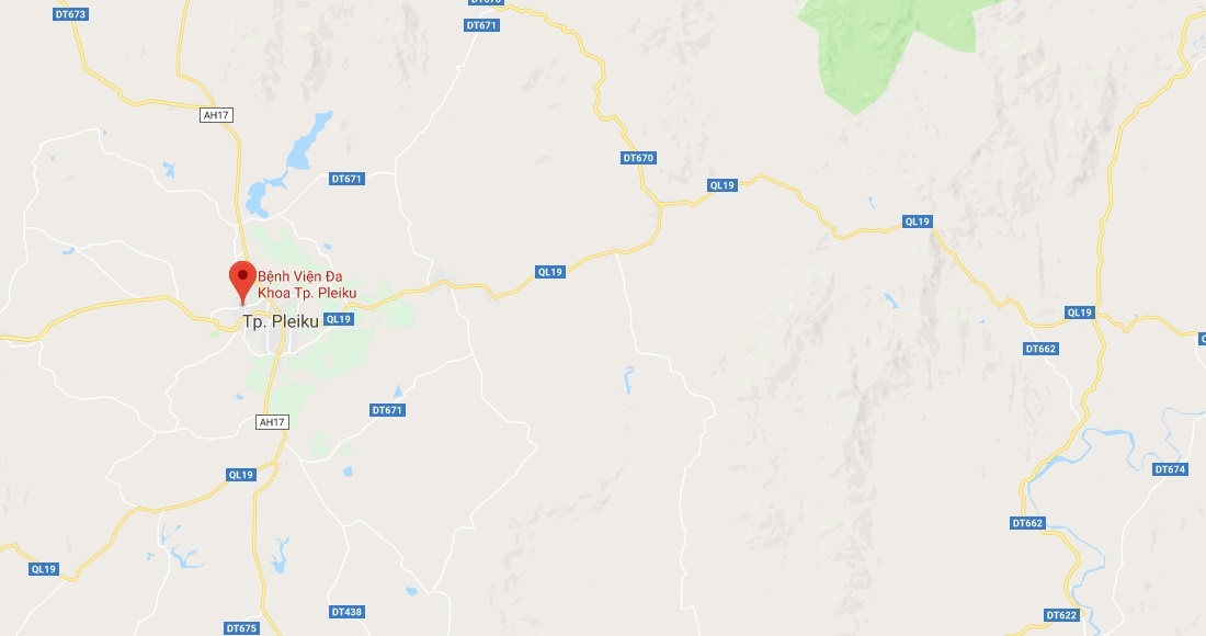 Bác sĩ bị hành hung ảnh 2 Bac si bi hanh hung anh 2