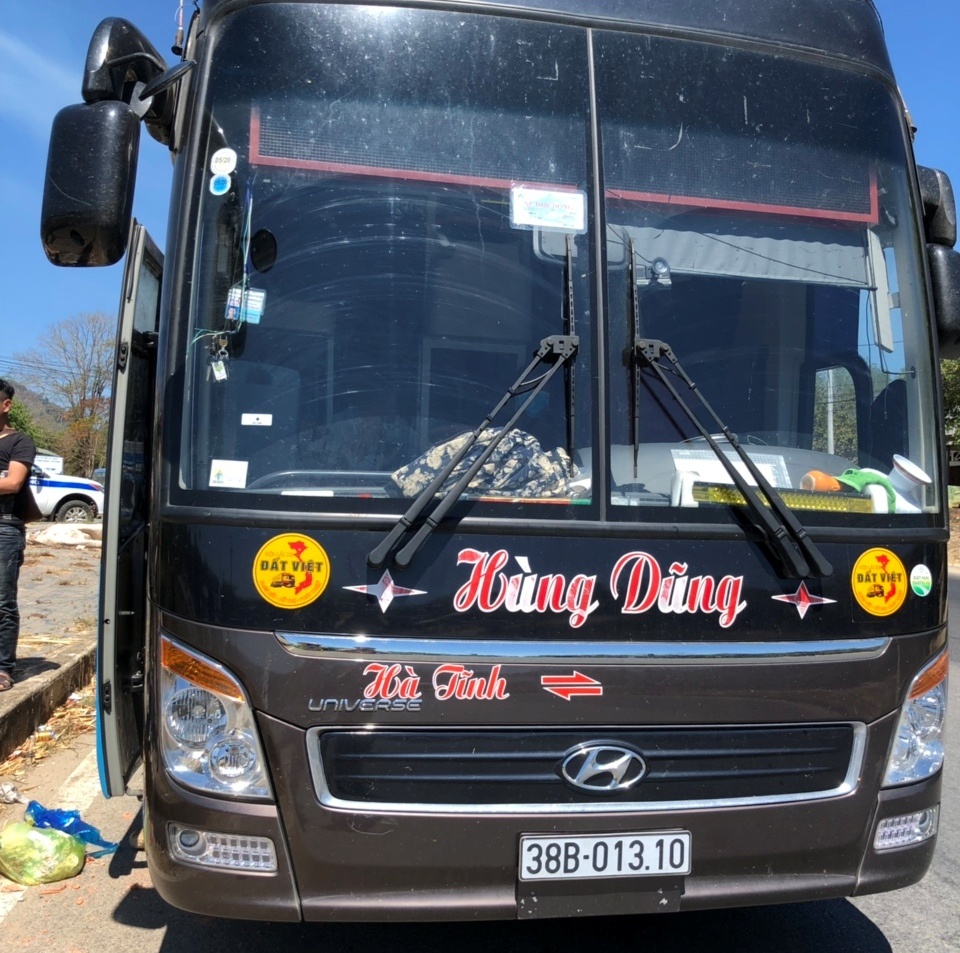 Phat hien tai xe lai xe khach duong deo duong tinh ma tuy da hinh anh