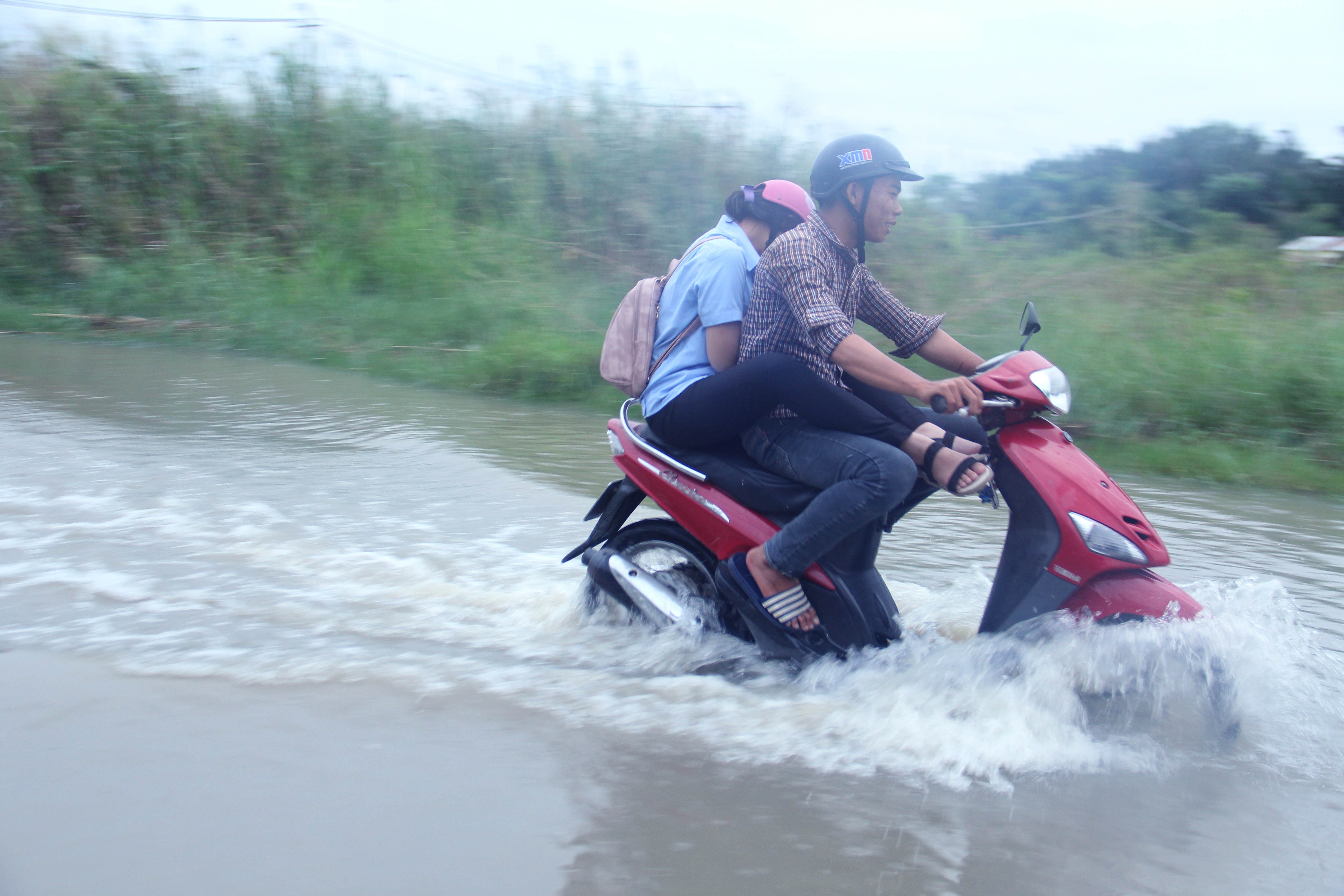 Trieu Cuong,  Ngap Nuoc,  Sai Gon anh 1