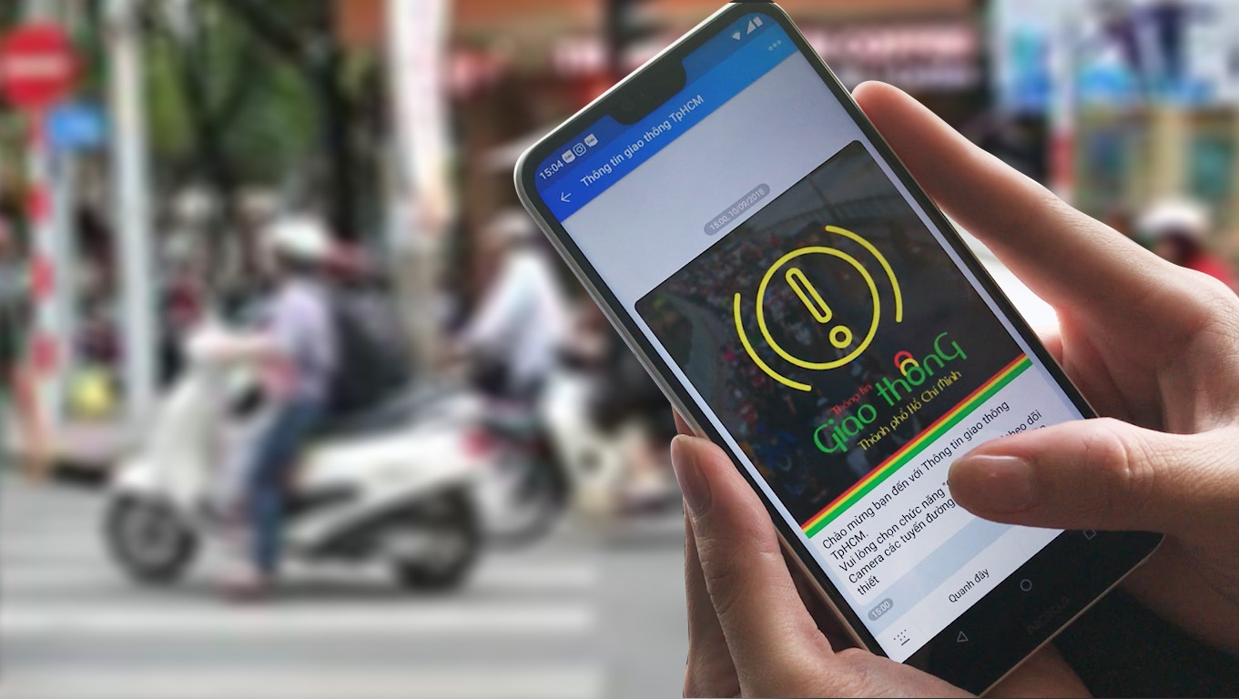 Tranh ket xe, ngap nuoc o Sai Gon qua Zalo hinh anh