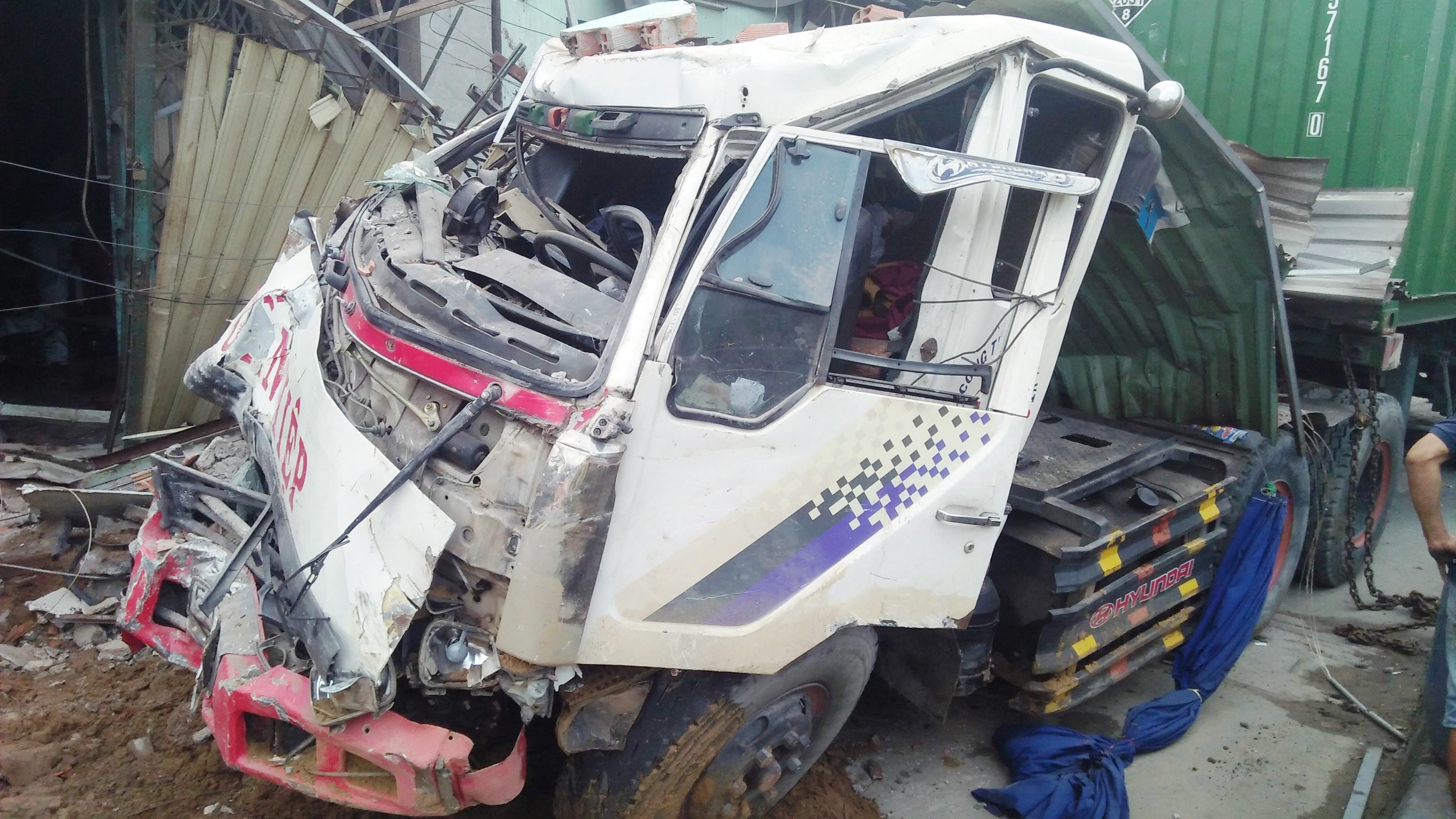 Tai nạn giao thông ảnh 1 Tai nan giao thong anh 1