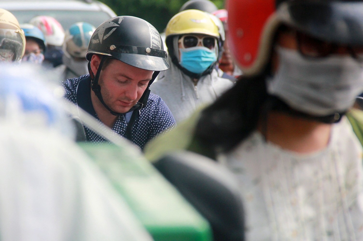 Ket xe o Sai Gon anh 4