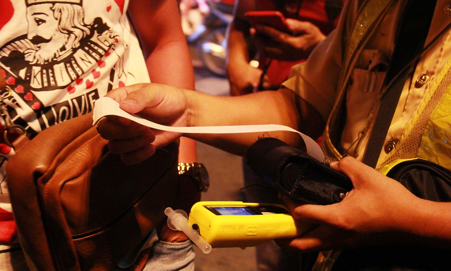 Kiem tra nong do con anh 5