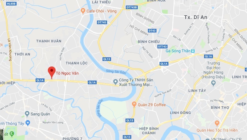 Một thanh niên bị xe container cán chết ảnh 2 Mot thanh nien bi xe container can chet anh 2