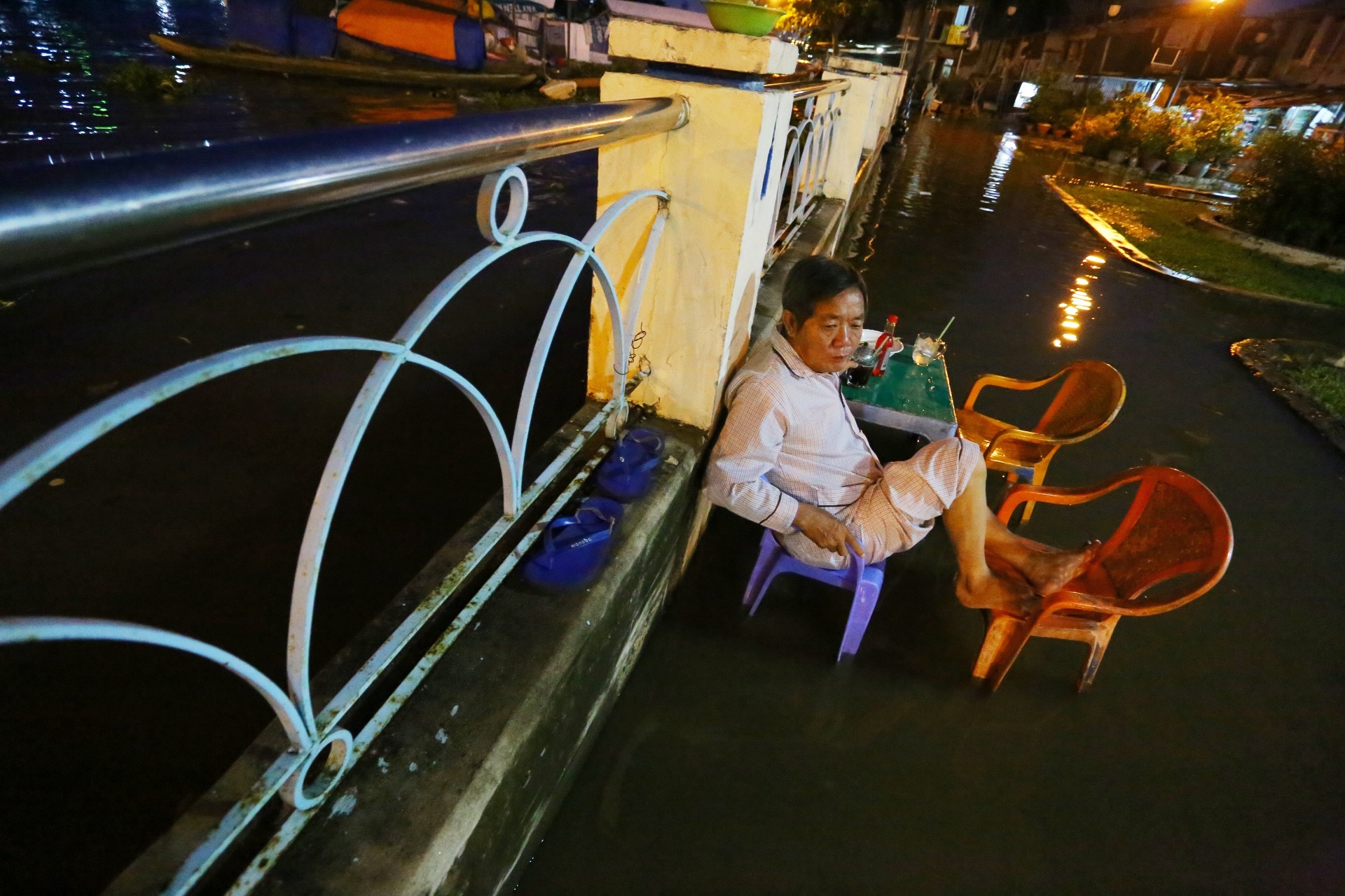 Triều cường lên đỉnh ảnh 3 Trieu cuong len dinh anh 3