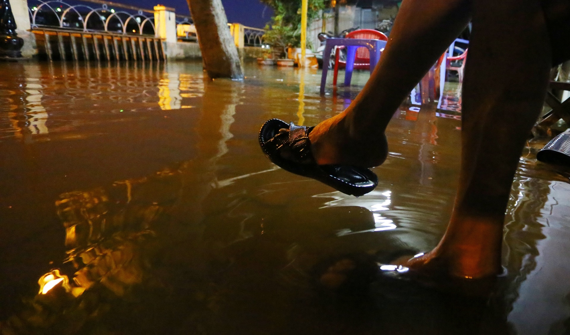 Triều cường lên đỉnh ảnh 9 Trieu cuong len dinh anh 9