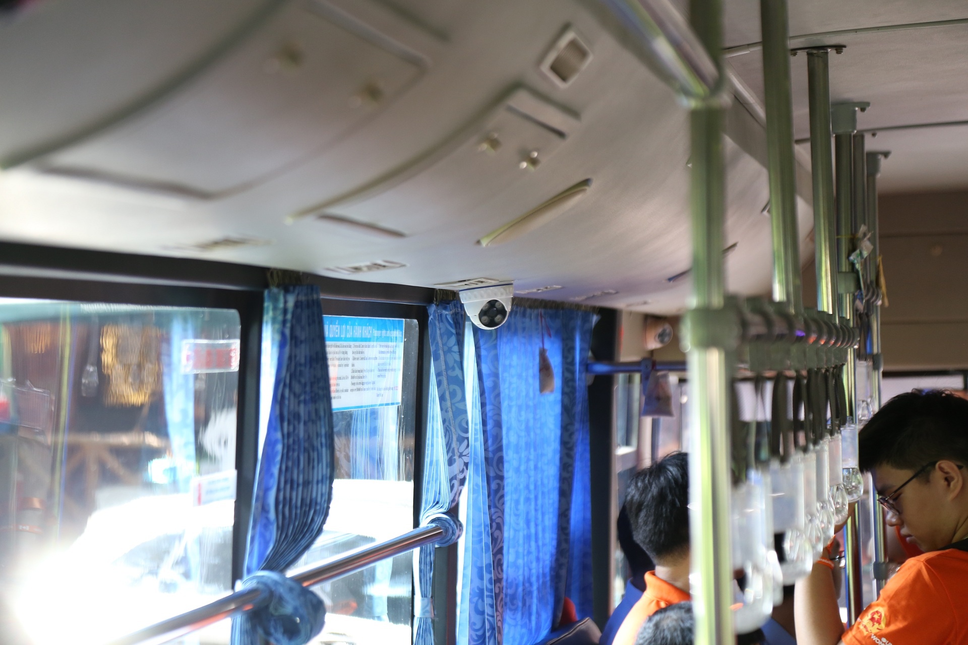 Lắp camera trên xe buýt ảnh 1 Lap camera tren xe buyt anh 1